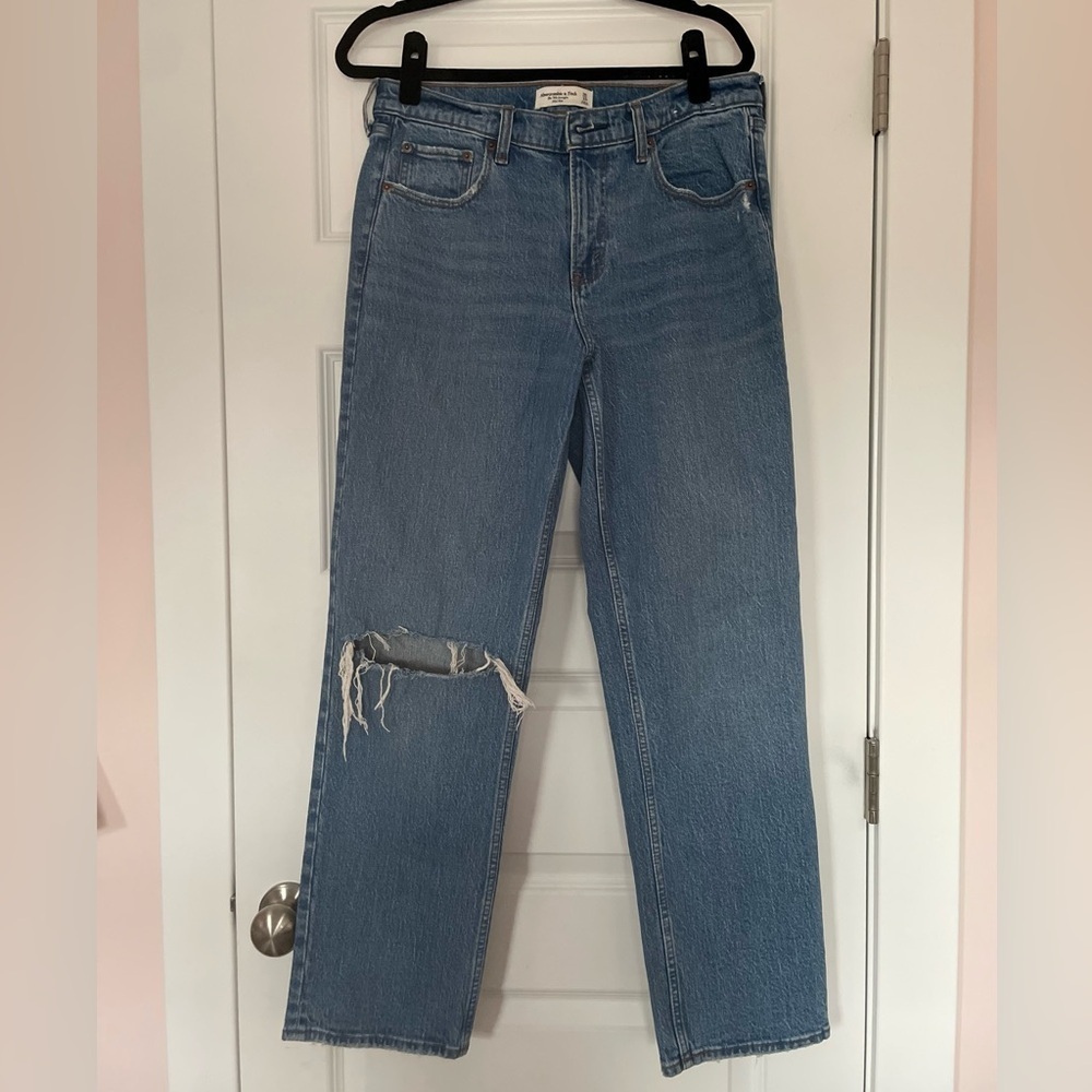 Abercrombie & Fitch 90s Straight Mid Rise Jeans, Distressed, Size 30/10R